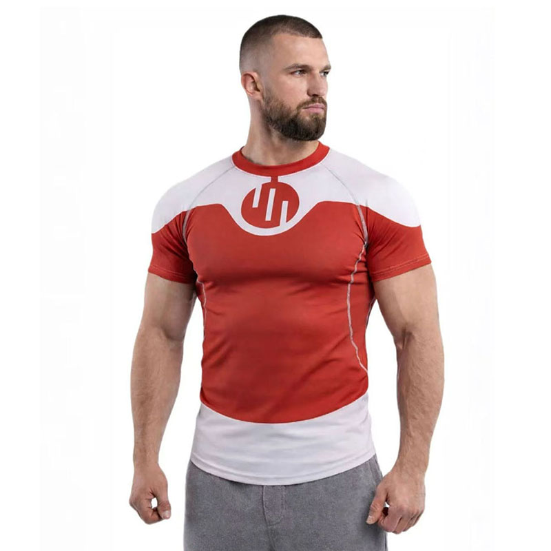 新しい無敵コスプレラッシュガードダイビングジム Tシャツ B - Rash Guard のレビューと価格
